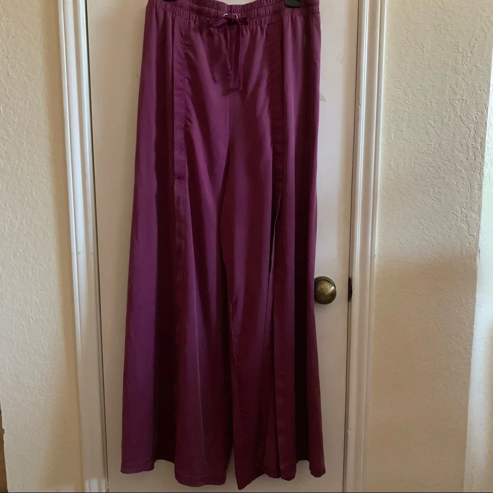 Brand NWOT Free People movement split leg, size M - Picture 7 of 9